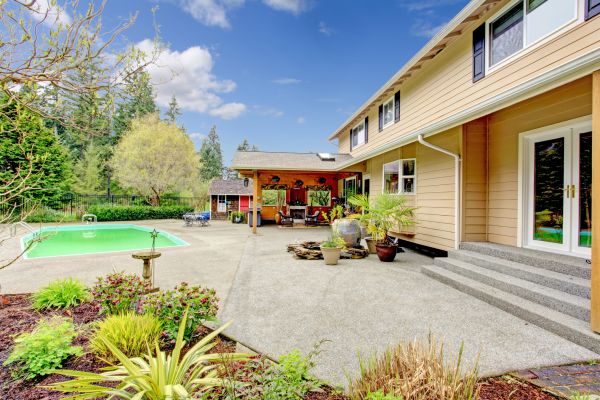 Cost of Pool Area Concreting in Pleasanton